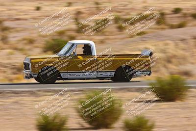 media/Oct-25-2025-West Coast Racing (Sat) [[9fdcbcd09c]]/Novice group/Turn 2/